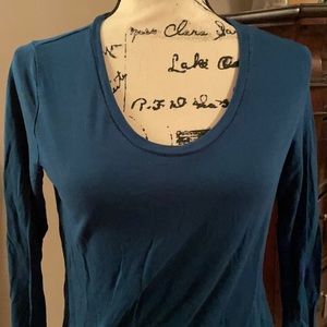 DKNY round neck 3/4 sleeve shirt